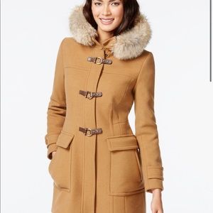 Women’s Trina Turk Elizabeth toggle coat coyotefur